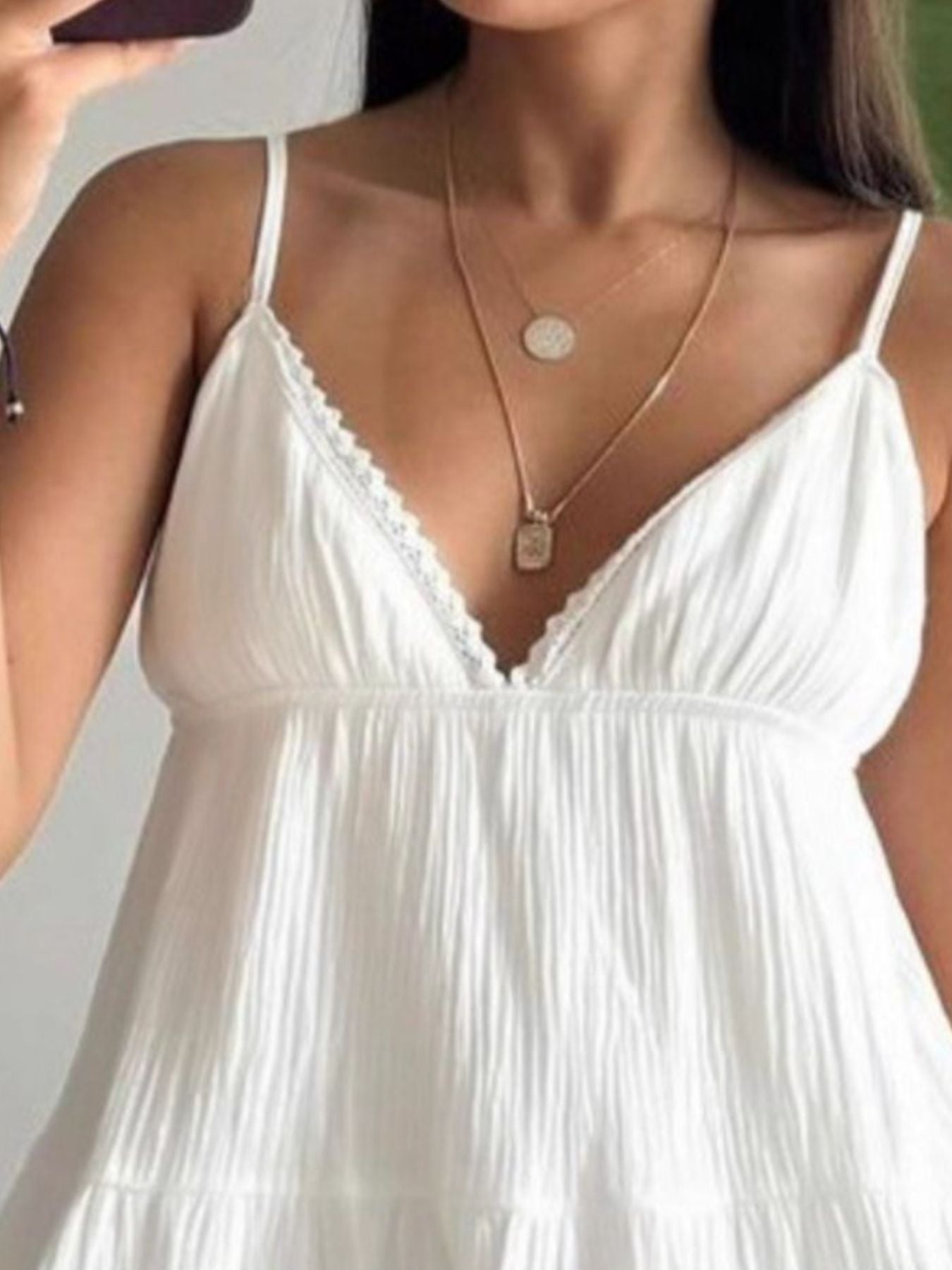 White Women’s V-Neck Tiered Mini Dress – Flowy Lightweight Summer Dress with Ruffle Detail