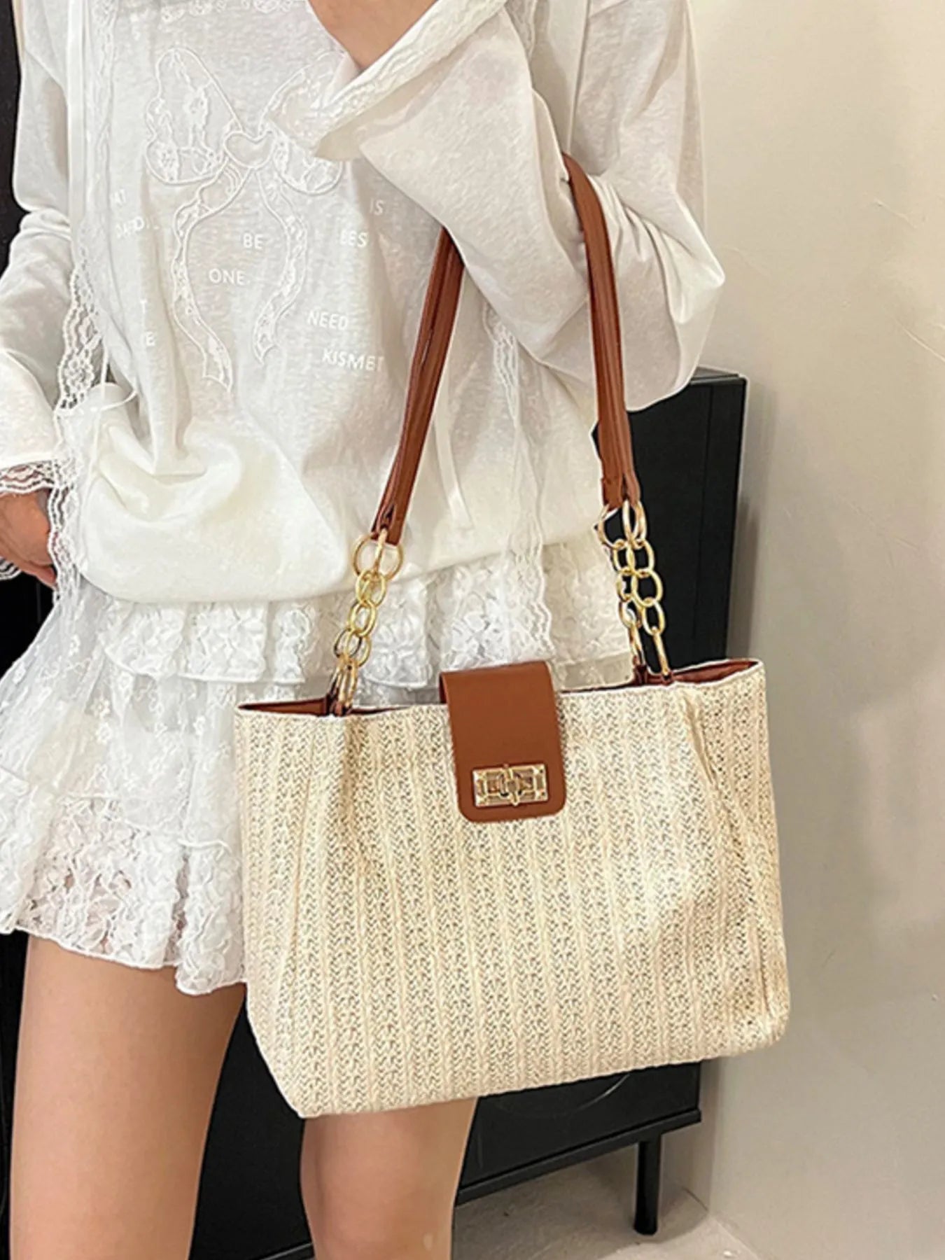 Medium woven straw tote bag with PU leather strap Brown