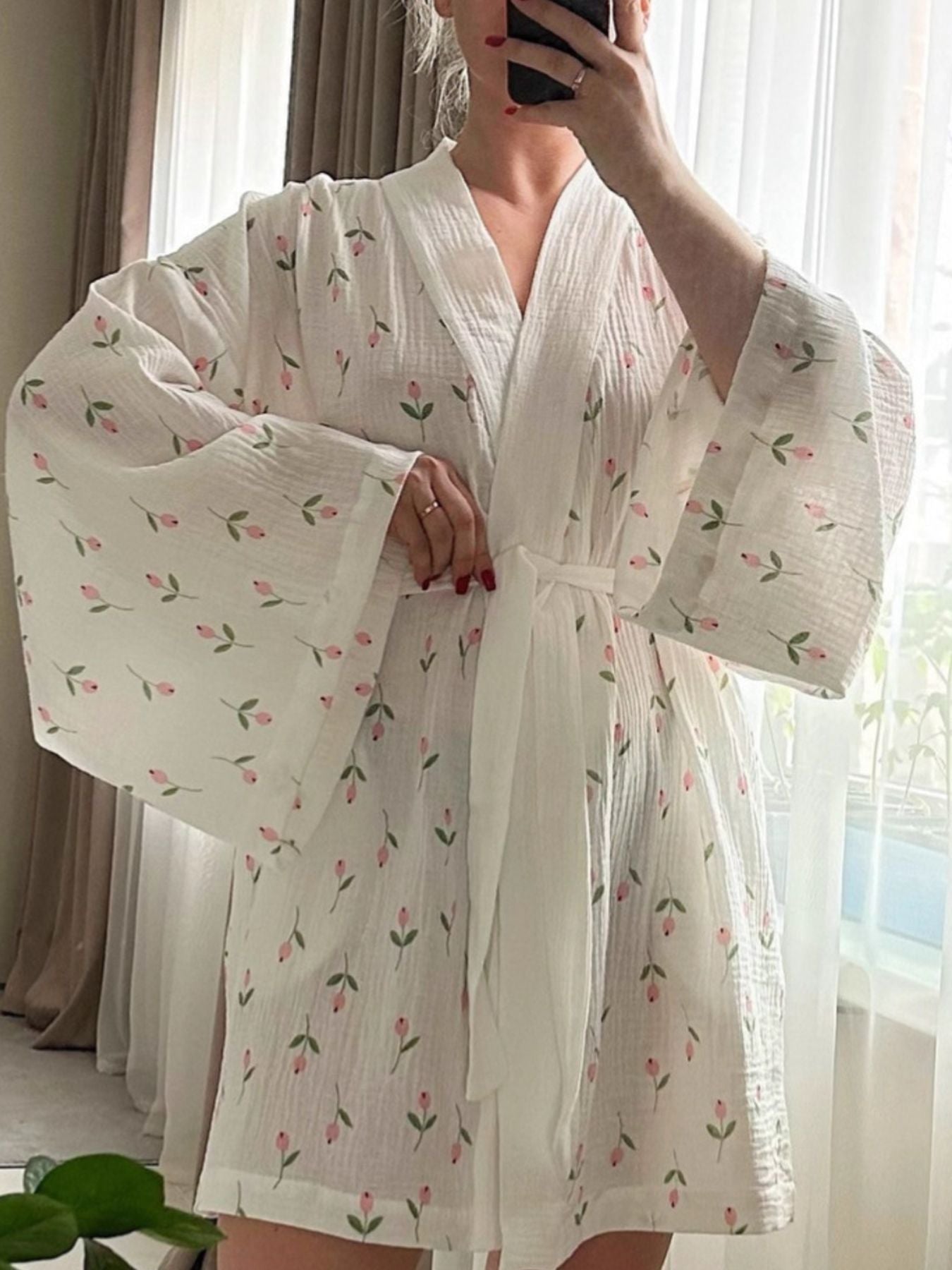 White Floral Print Lightweight Nightgown for Women – Soft Breathable Lounge Sleep Dress