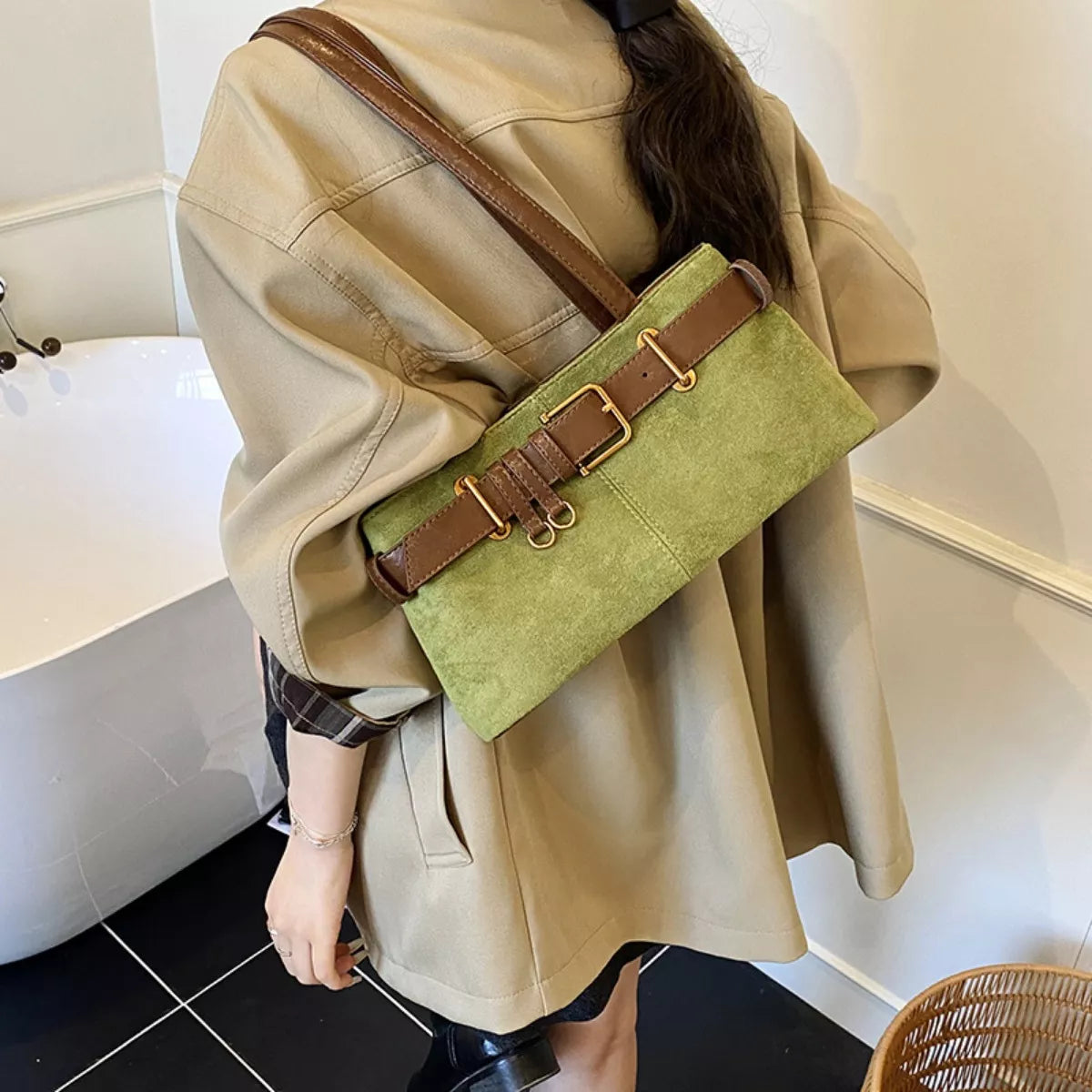 Vintage Buckle Decor Shoulder Bag