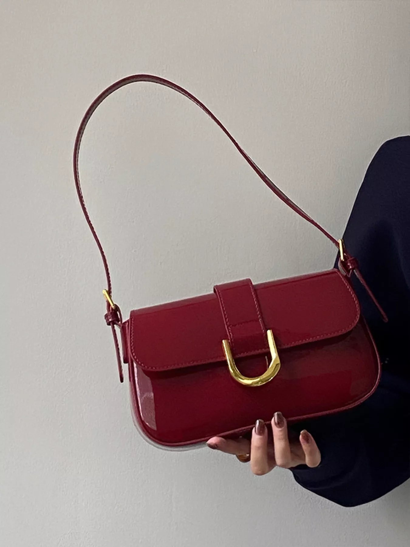 Red Adjustable Strap Leather Crossbody Bag | Jlouren
