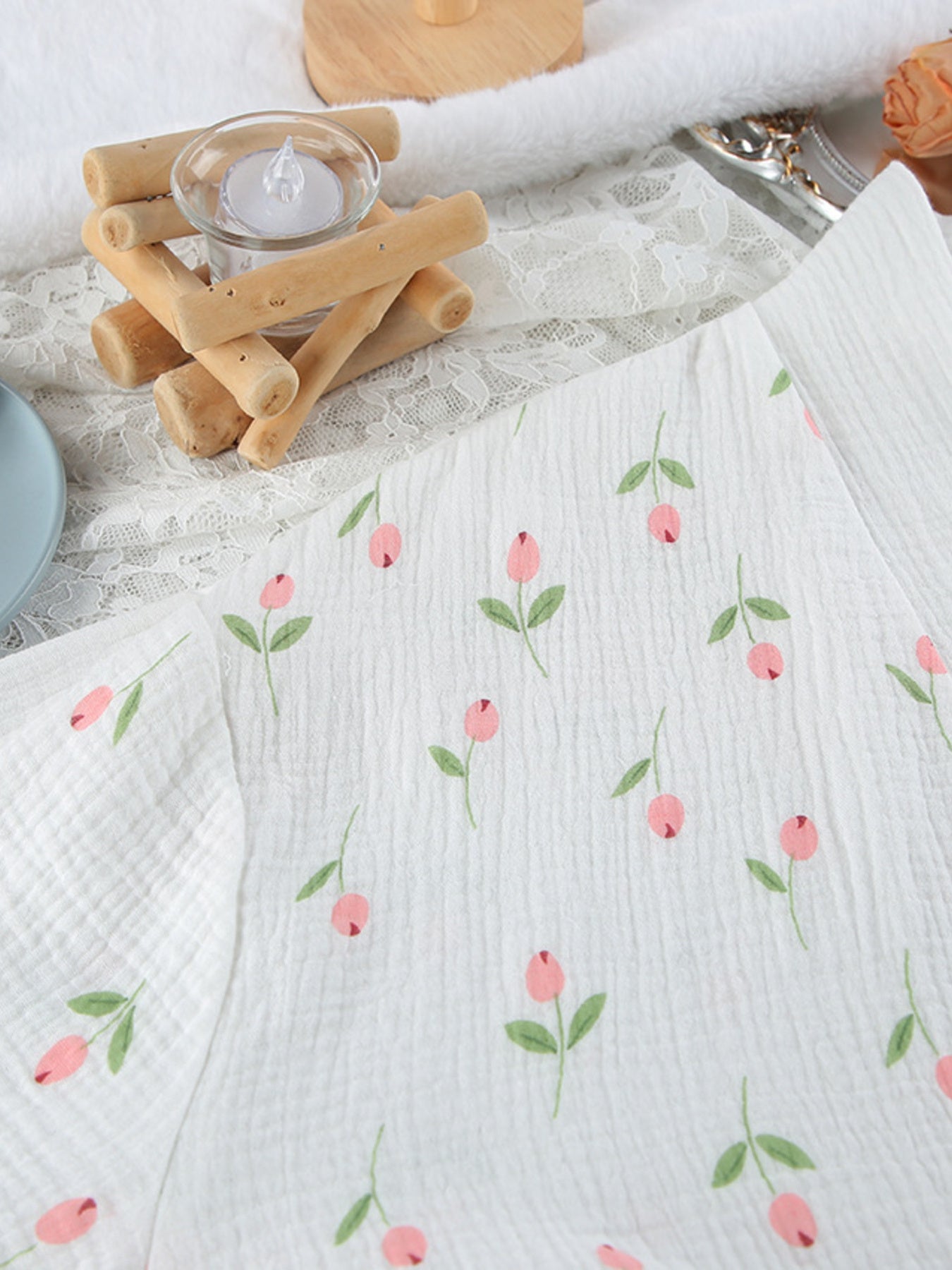White Floral Print Lightweight Nightgown for Women – Soft Breathable Lounge Sleep Dress