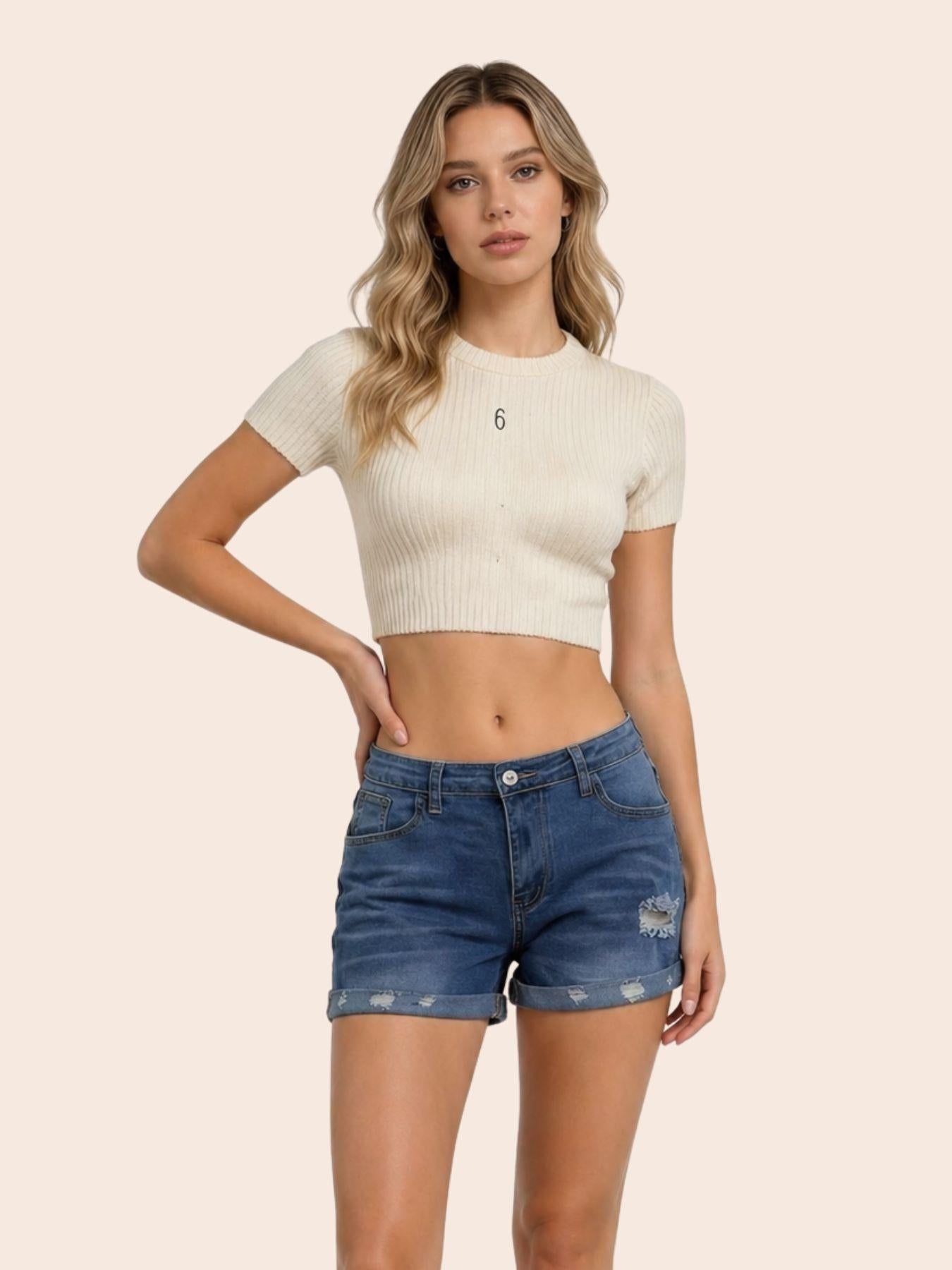 Short en jean retroussé pour femme, effet vieilli