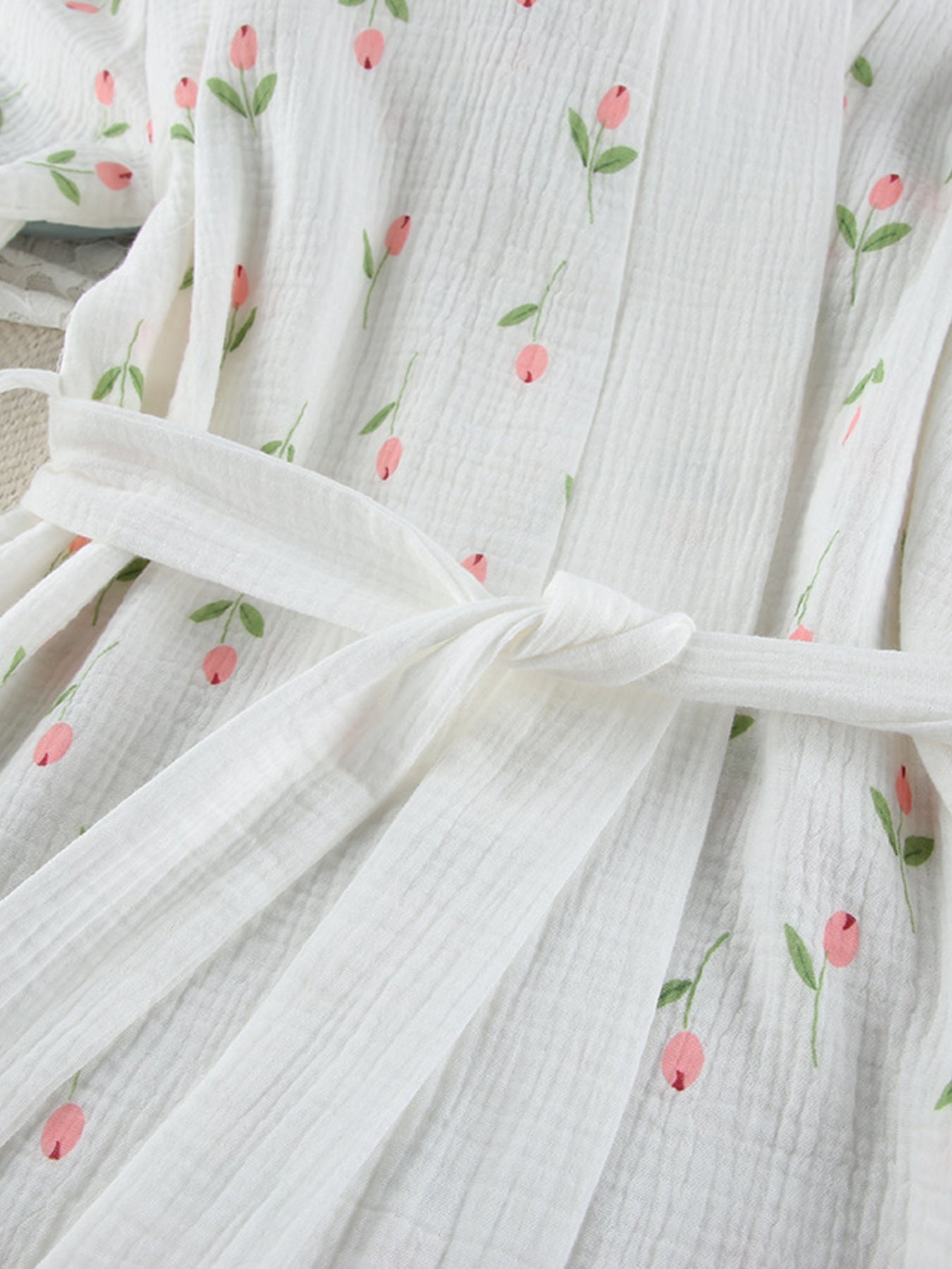 White Floral Print Lightweight Nightgown for Women – Soft Breathable Lounge Sleep Dress