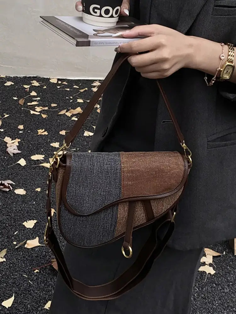 adjustable-strap-crossbody-bag-for-women