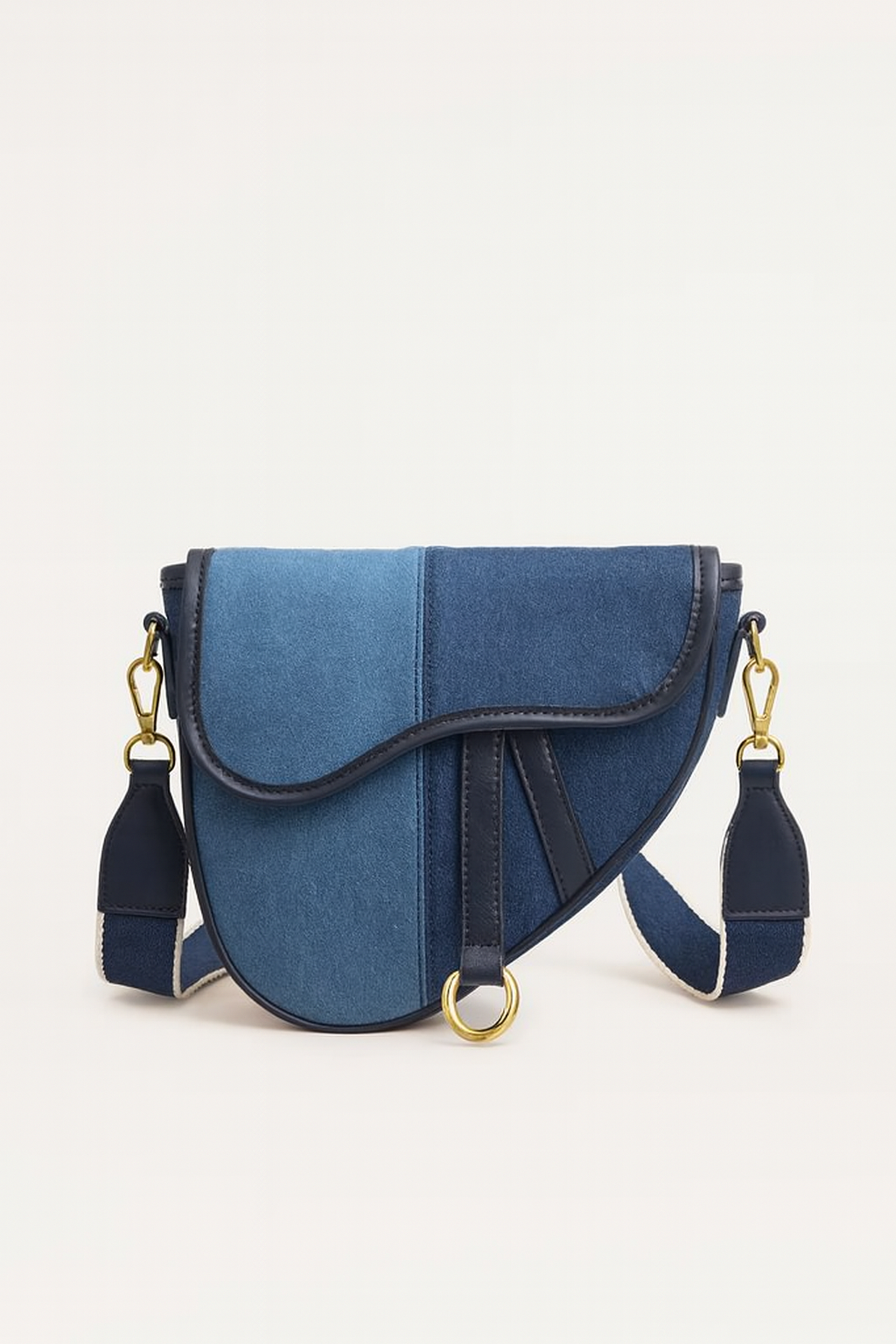 adjustable-strap-crossbody-bag-for-women