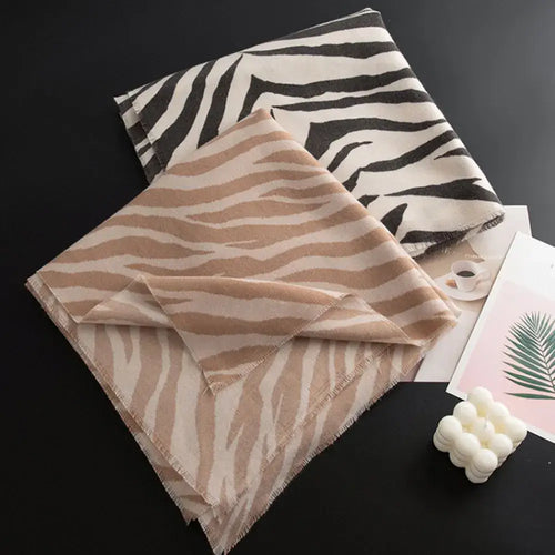Animal Print Polyester Scarf | Jlouren  Black folded