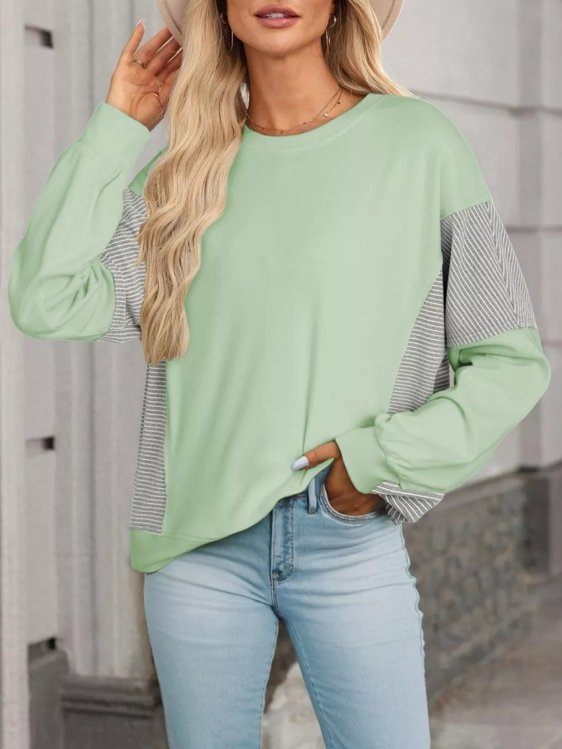 Color Block Striped Sleeve Casual Oversized Sweatshirt