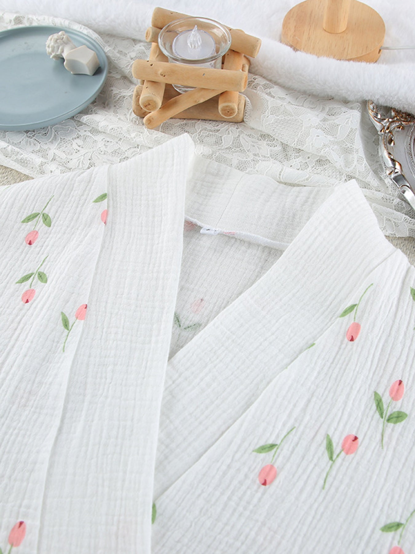 White Floral Print Lightweight Nightgown for Women – Soft Breathable Lounge Sleep Dress