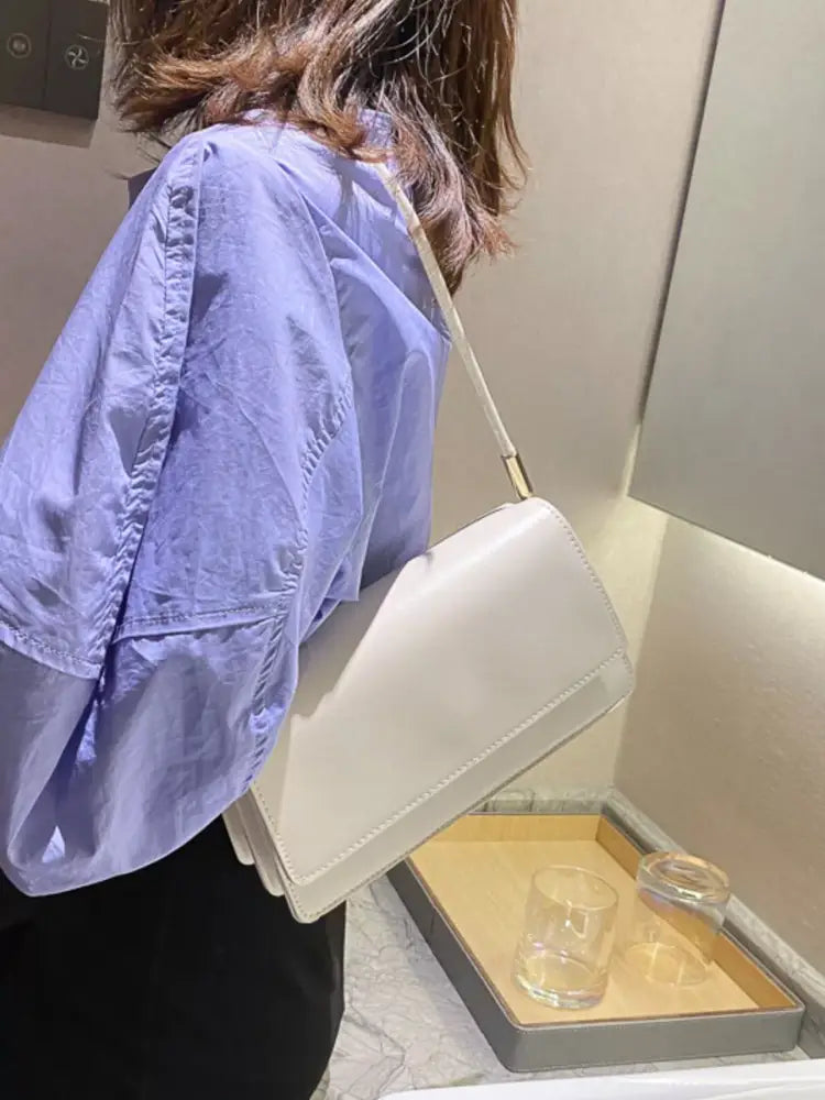 White Women’s PU Leather Shoulder Bag – Elegant & Durable